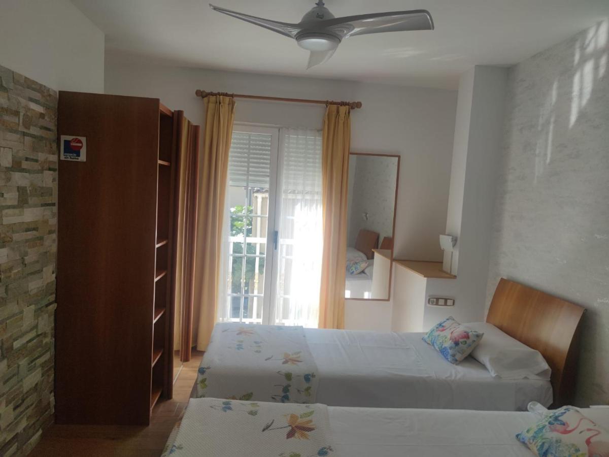 Hostal Burbia Villafranca Del Bierzo Exteriér fotografie